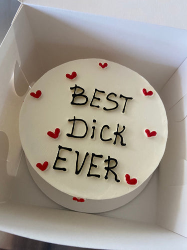 Кръгла бяла торта с надпис BEST Dick EVER